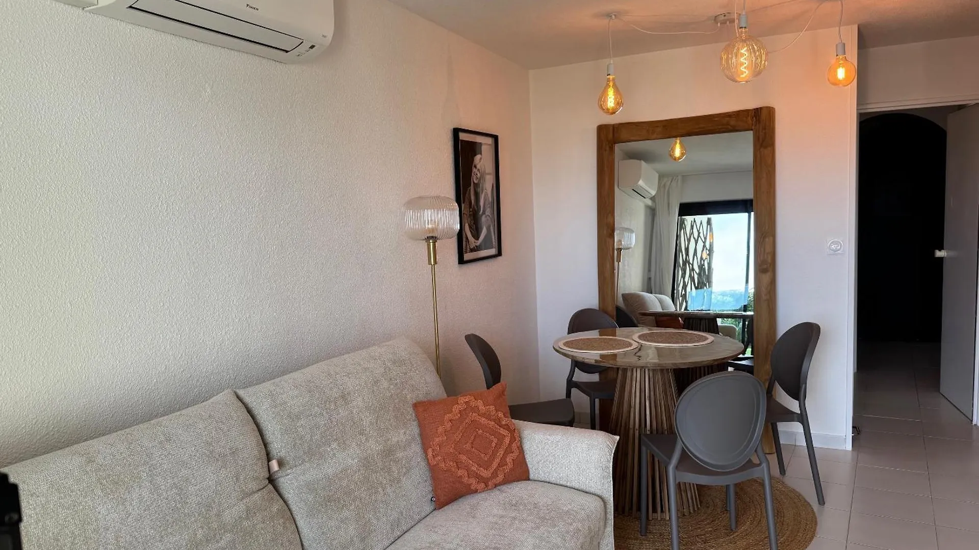 Les Marines De Cogolin Apartment