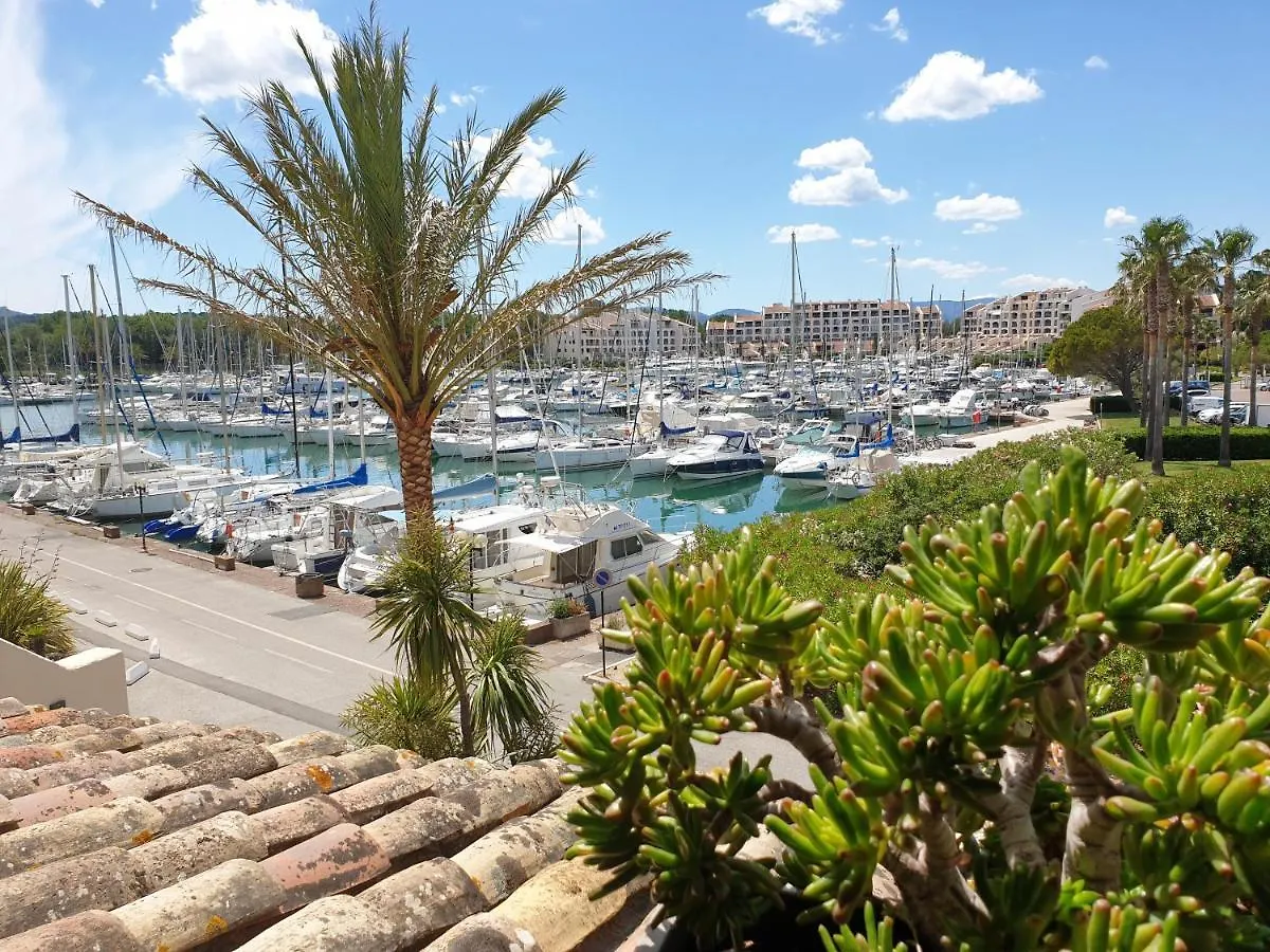 Les Marines De Cogolin Apartment